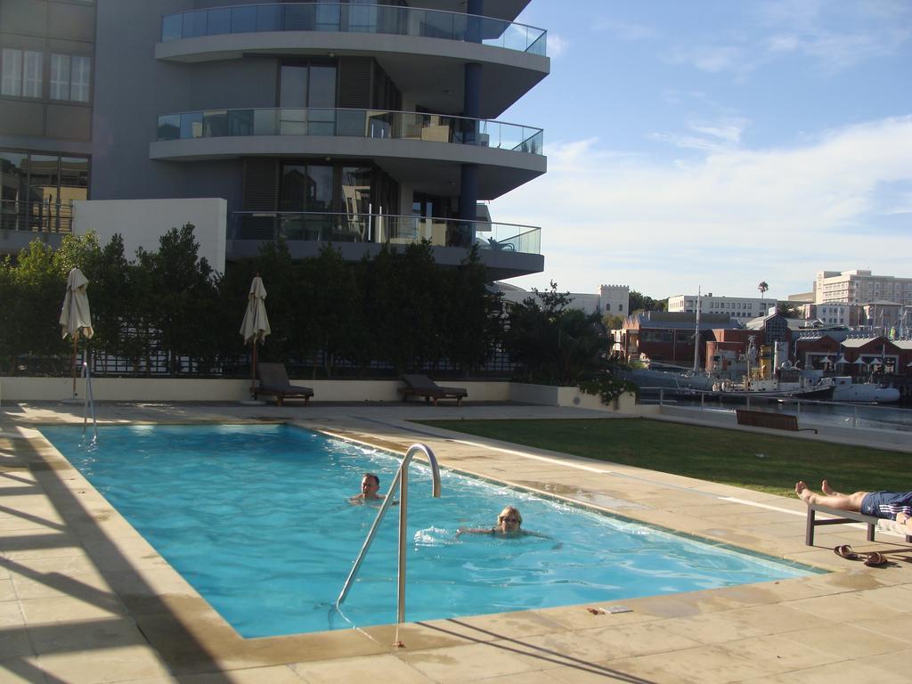 202 Kylemore A Waterfront Marina كيب تاون الغرفة الصورة